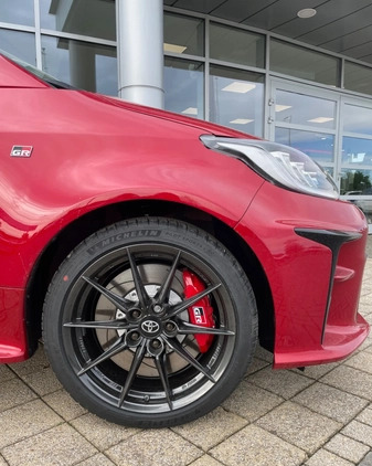 Toyota Yaris cena 194800 przebieg: 5, rok produkcji 2024 z Wolbórz małe 16